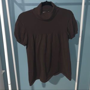 Short sleeved turtle neck